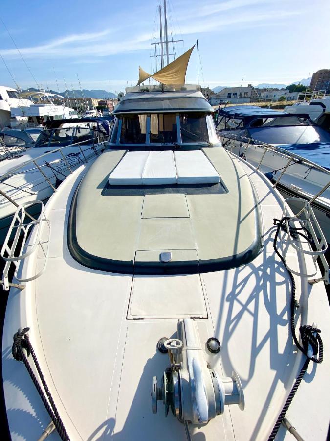 巴勒莫 Panaby Houseboat酒店 外观 照片